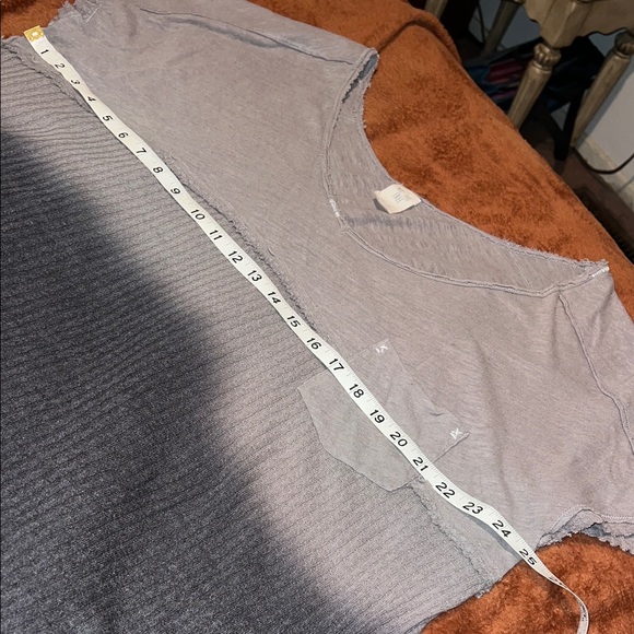 We The Free Gray Ombre V-Neck Top - Picture 3 of 5